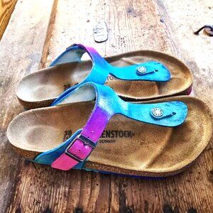 Custom Painted Size 38EU/7US Tie-Dye Gizeh Birkenstocks!